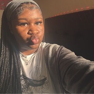 Meet your Posher, Jada